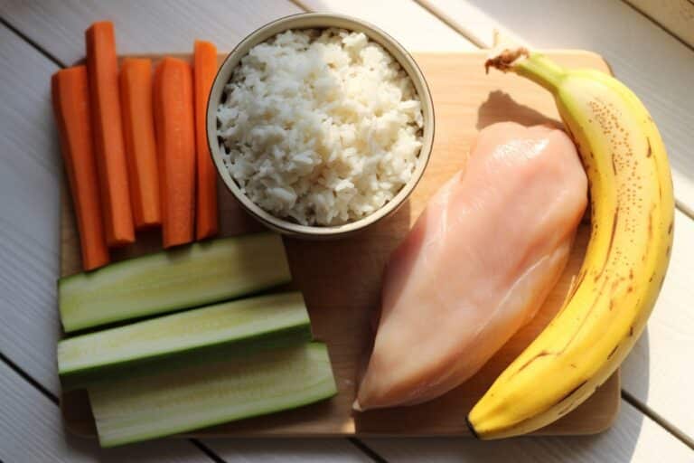 Aliments pauvres en FODMAP disposés sur une surface en bois