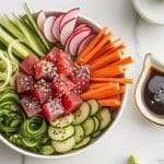 Bowl de thon frais et légumes croquants