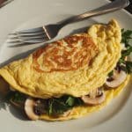 Omelette aux champignons et persil