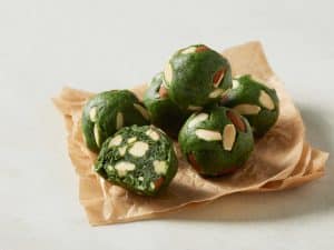 Boules énergie spiruline et amandes